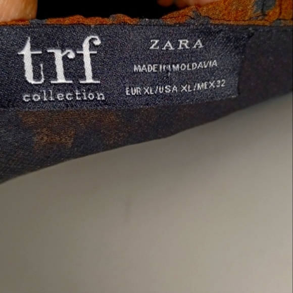 Zara pleaded spaghetti strap top - Picture 16 of 16